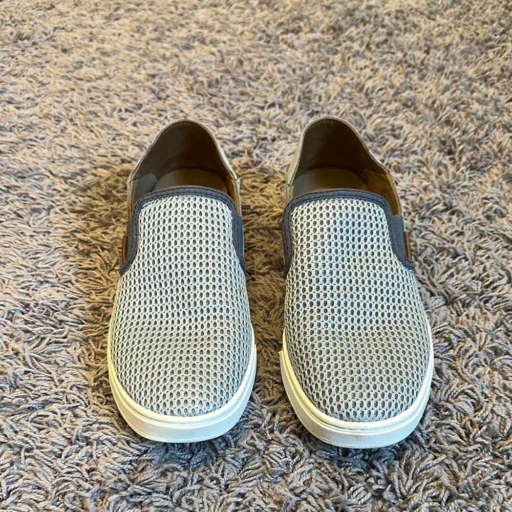 Women’s Gray Slip-On Shoes